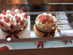 -花花卷卷·鲜食蛋糕(静安久光百货店)