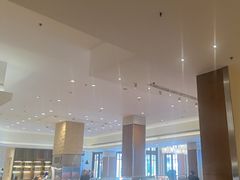 -亚龙湾希尔顿自助餐厅·海鲜·烧烤·沙滩BBQ·现场乐队