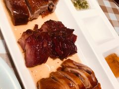-新大咀港式茶餐厅(宝山万达店)
