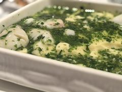 荠菜浓汤鲈鱼球-新雅粤菜馆(南京东路店)