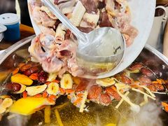 -广宁炭炉鸡煲·富临门饭店