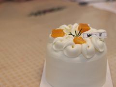 四寸芒果百香果蛋糕-沁屋面包店(人民东路店)
