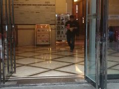 眼镜店入口-肆兮眼镜·蔡司·徕卡战略合作店(大坪店)