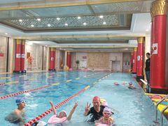 -飞鲨游泳培训学校