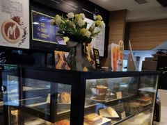 面包甜点陈列柜-麦当劳(仙林亚东城得来速店)