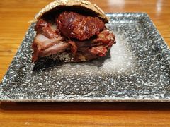-老天桥酱肉烧饼夹肘子(天桥店)