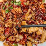 在长沙！扶墙出的湘菜！一周起码要吃三次！