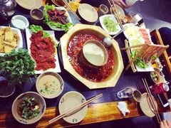 脸谱重庆九宫格老灶火锅-脸谱市井火锅(泺源大街店)