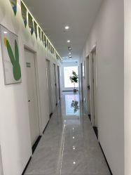 -繁星轻医美连锁