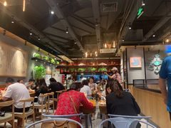 大堂-渝是乎川渝小炒(新世界百货望京店)