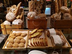 -盛宴标帜西餐厅龙虾.鲍鱼•牛排(重庆喜来登大酒店)