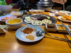 -唯成•韩国炭火烤肉 유성고기