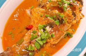 Ancient-Style Stewed Lianhuan Lake Bighead Carp