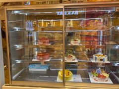 面包甜点陈列柜-嘉华饼屋JOY BAKERY(南屏街店)