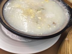 绿色草鲩鱼肠粥-中山国际酒店中餐厅
