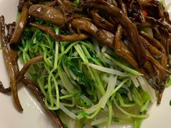 -新大咀港式茶餐厅(宝山万达店)