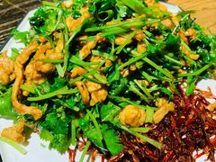 谦谦香辣肉丝-娄三少春饼·烤鸭(合生汇购物中心店)