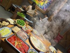 -洱火云南酸菜牛肉火锅(石景山当代商城店)