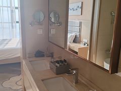 -兴芮温泉度假区