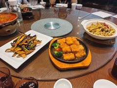 -峨嵋小镇·川菜(勒泰中心店)