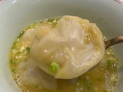蟹汤泡泡馄饨-百盛·鼎膳(中海财富中心)