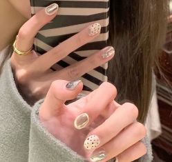 -LILY NAILS美甲美睫
