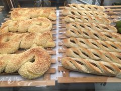 霸气榴莲包-奈雪的茶(亨特国际广场店)