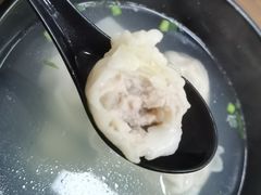 三鲜大馄饨-万寿斋(山阴路店)