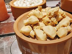 -龍歌自助小火锅(芝罘万达店)