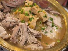 -八大碗·地道东北菜(白塔堡店)