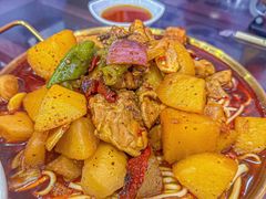 -牛一嘴·兰州牛肉面·大盘鸡(财富中心店)