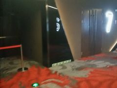 -名人国际影城(中环广场店)