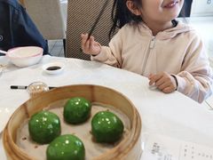 刀鱼青团-新镇江酒家(南京西路店)