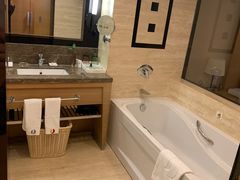 -海创大连科技交流中心(海事大学地铁站店)