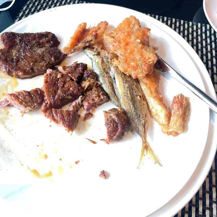 虎门美思威尔顿酒店(海之光自助餐)-"[环境]61楼的环境还是一如既往的