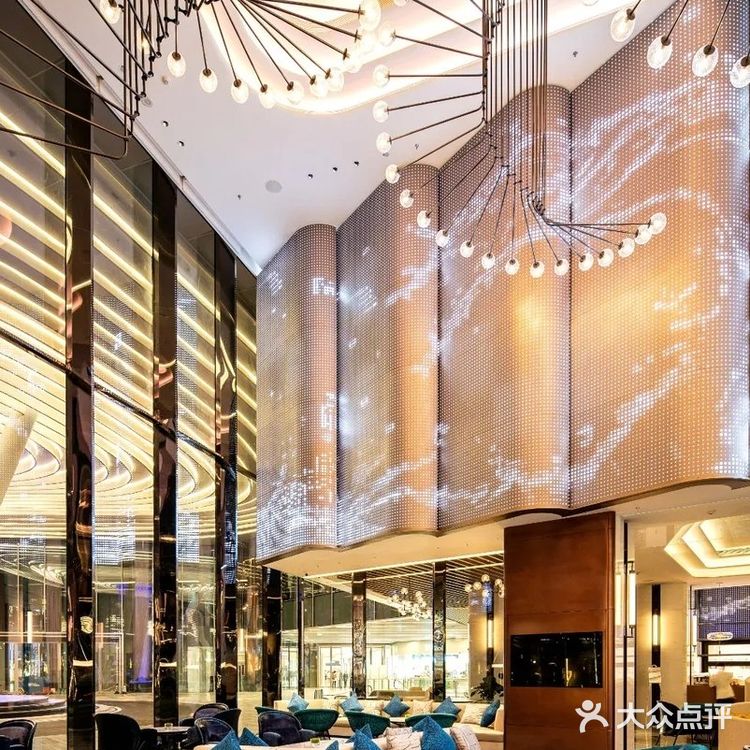 珠海五星级酒店名单更新:【中海万丽酒店】自助餐太棒了！