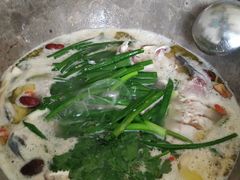 -姚记抚仙湖石锅鱼庄