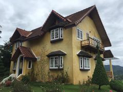 -黄色小屋