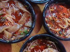 -瑞哦冷锅串串(汇融店)