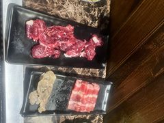 -牛里牛气· 榴莲海鲜鲜牛肉自助火锅·烤肉(横岗店)