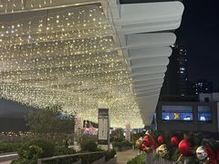 -瑞虹新天地月亮湾
