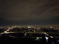 -鬼笑石后山停车场