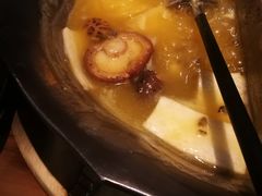 红颜花胶鸡锅-湊湊火锅·茶憩(杭州湖滨银泰in77店)