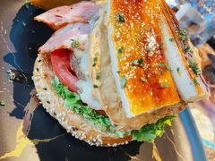 burger-Let'sBURGERplus·非常创意汉堡(三里屯店)