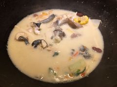 -咕嘟草帽鱼·牛奶一样的鲜鱼汤(包河万达广场创始店)