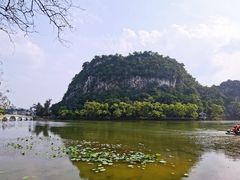 -星湖旅游景区七星岩