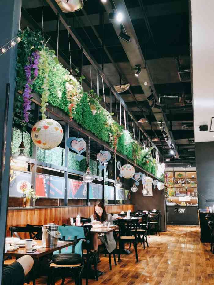 锋味融合餐厅万达广场店