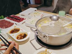 -浪里寻·臻牛养生牛肉火锅(方圆荟店)