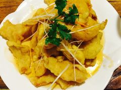 -闯关东东北农家菜(崂山石老人店)