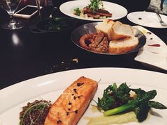 -龙虾酒吧扒房(宁波香格里拉店)
